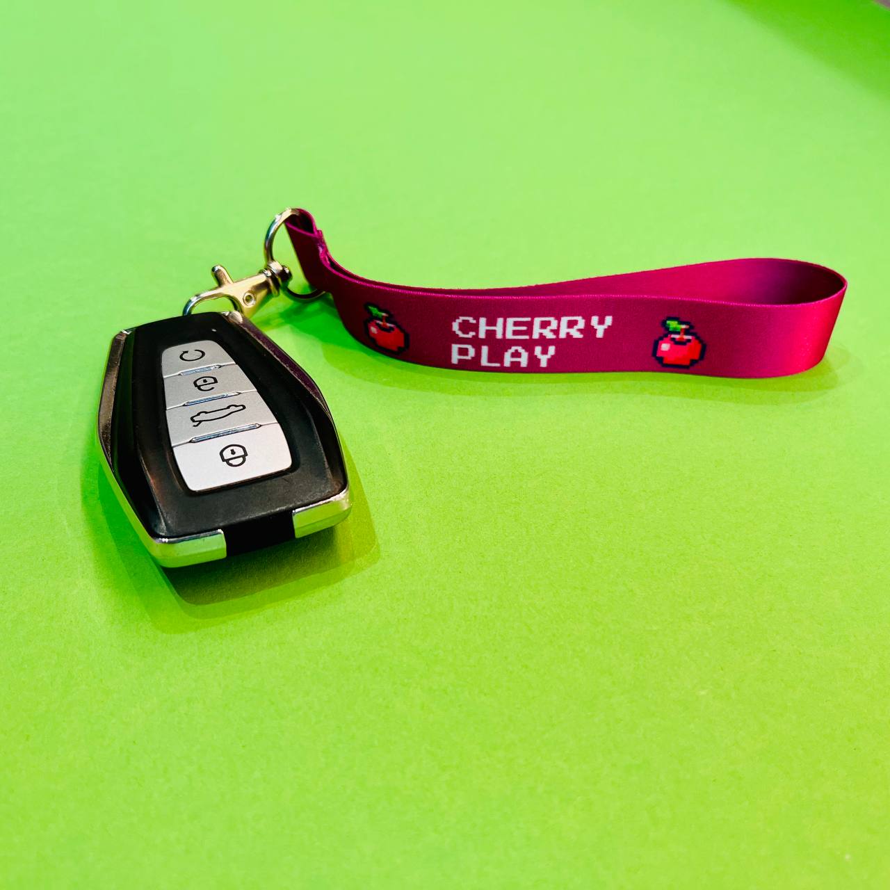 ремувка-брелок с логотипом