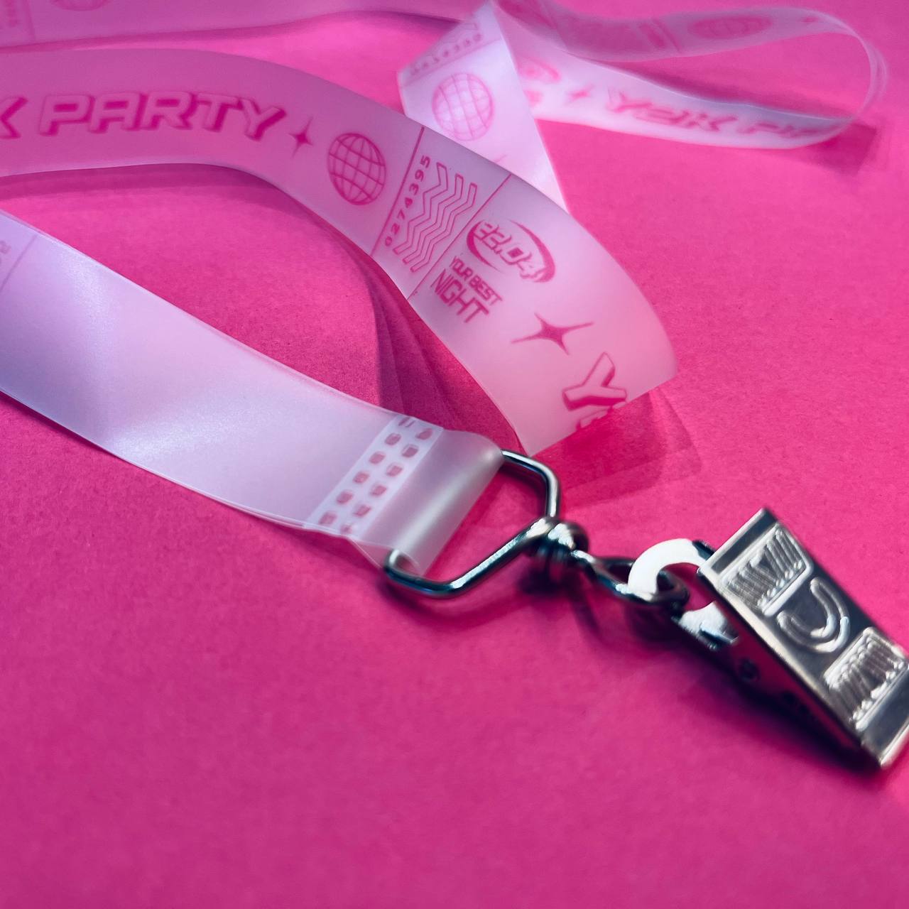 Силиконовая лента для бейджа с печатью логотипа